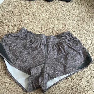 Lululemon hotty hot shorts, in gray and 2.5 in